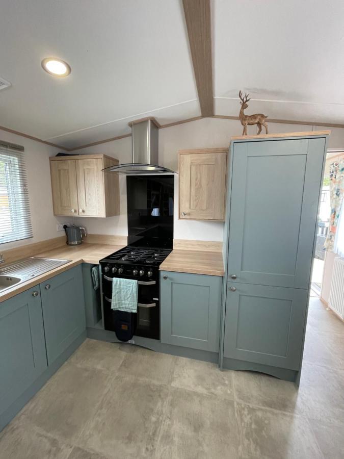 Pheasant's Hollow - 2 Bed Hot Tub With Free Golf, No Buggy Villa Swarland