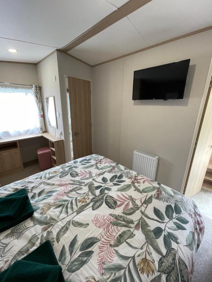 Pheasant's Hollow - 2 Bed Hot Tub With Free Golf, No Buggy *