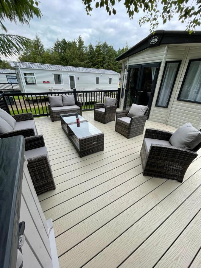 Villa Pheasant's Hollow - 2 Bed Hot Tub With Free Golf, No Buggy Swarland