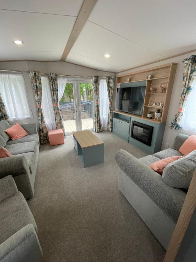 Villa Pheasant's Hollow - 2 Bed Hot Tub With Free Golf, No Buggy