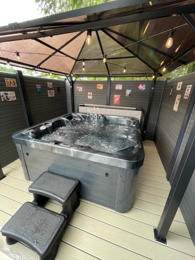 Pheasant's Hollow - 2 Bed Hot Tub With Free Golf, No Buggy